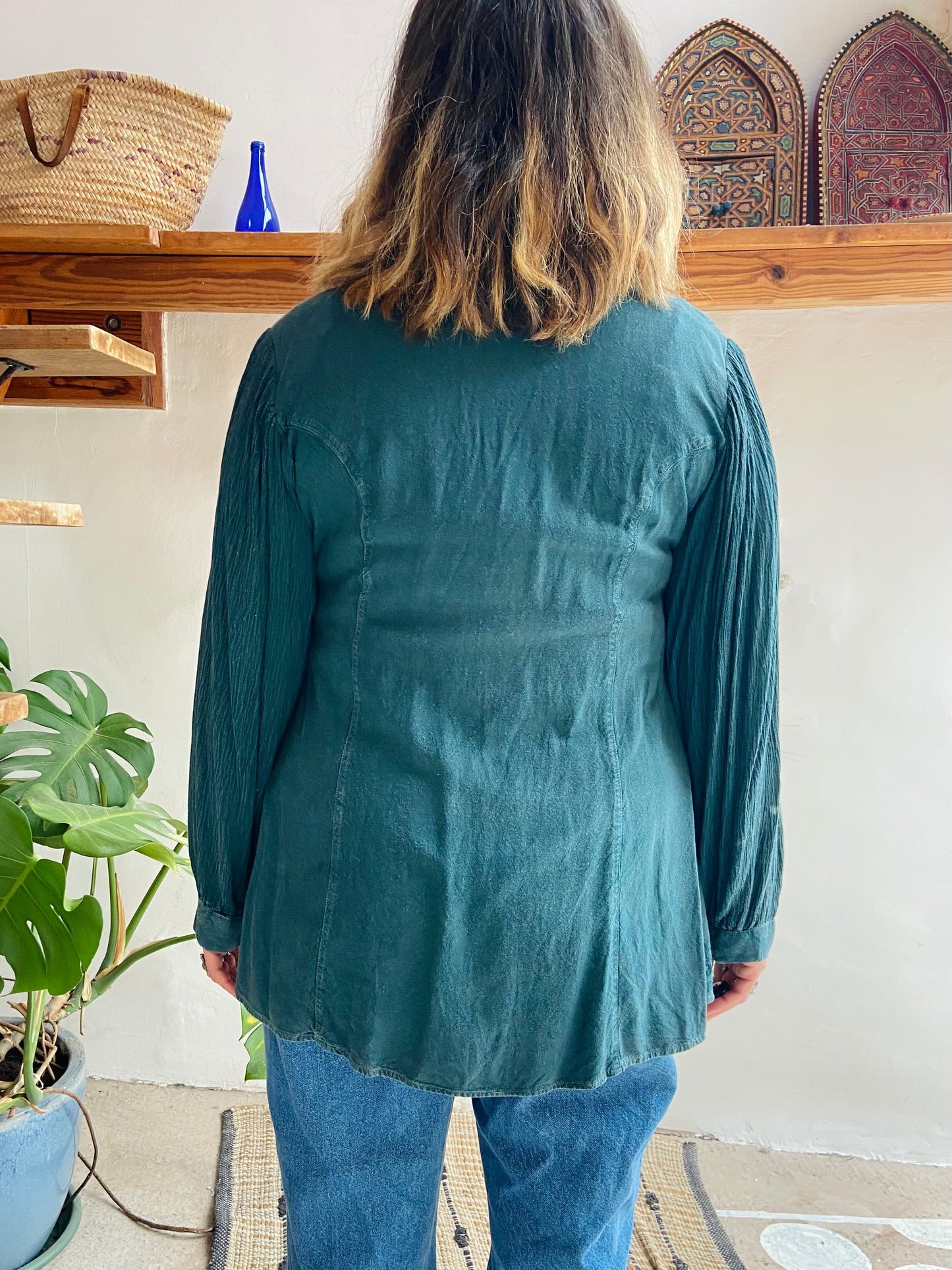 VINTAGE 90’s Emerald Embroidered Long Sleeve Bohemian Tunic Top - S/M