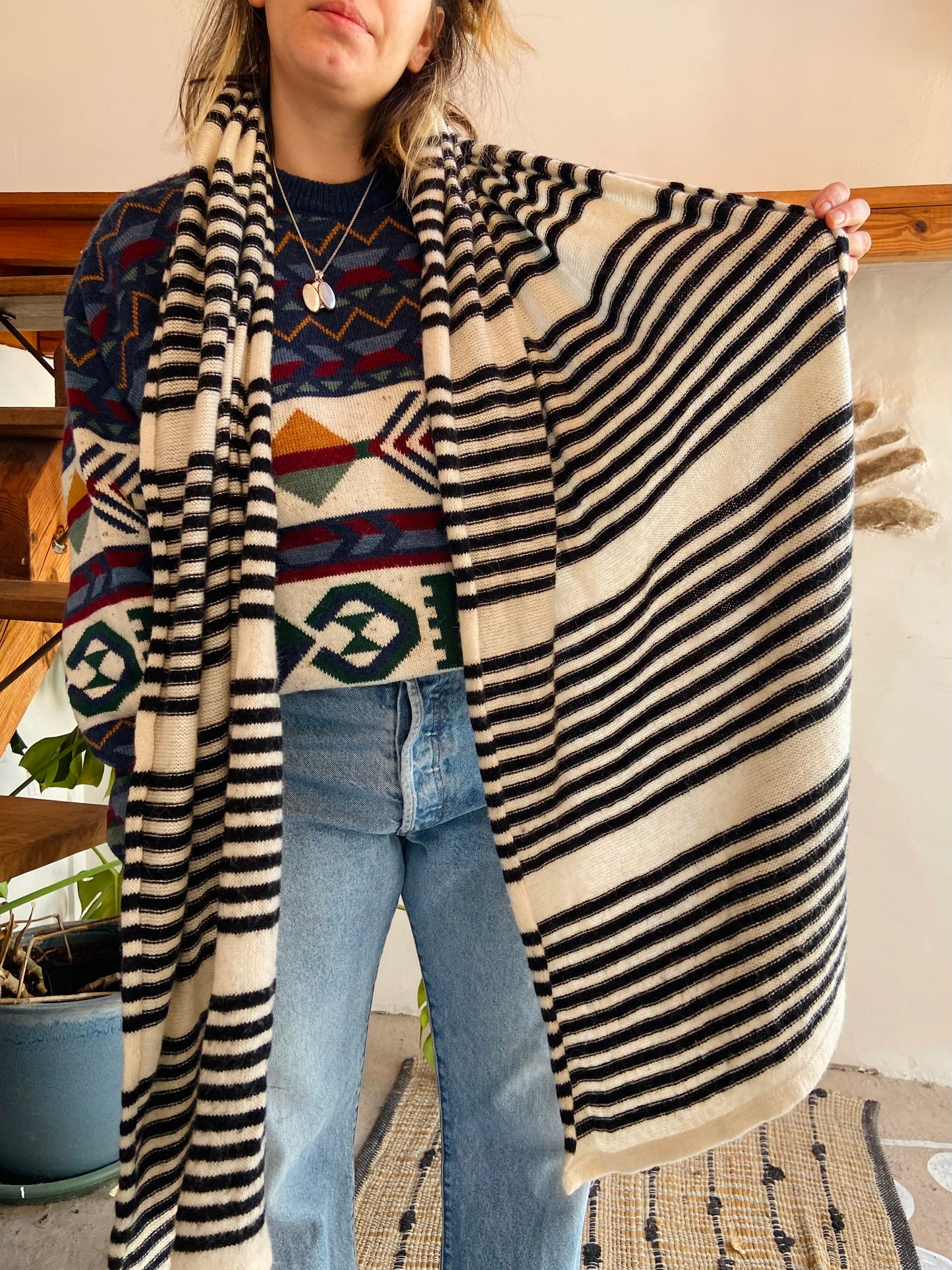 VINTAGE Black & White Stripe Long Scarf - ONE SIZE