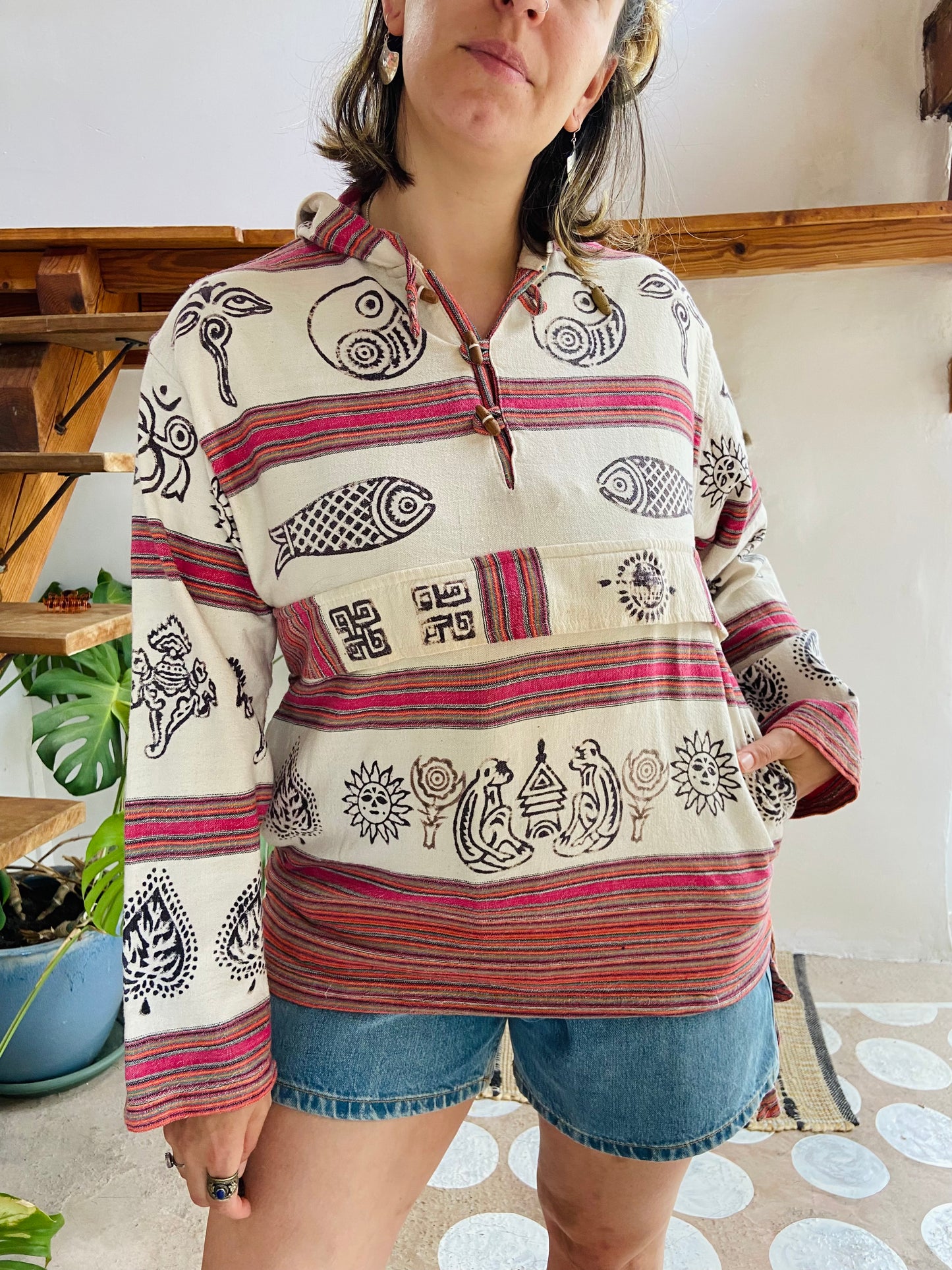 VINTAGE 90’s Hippie Stripe Peruvian Hooded Top - M