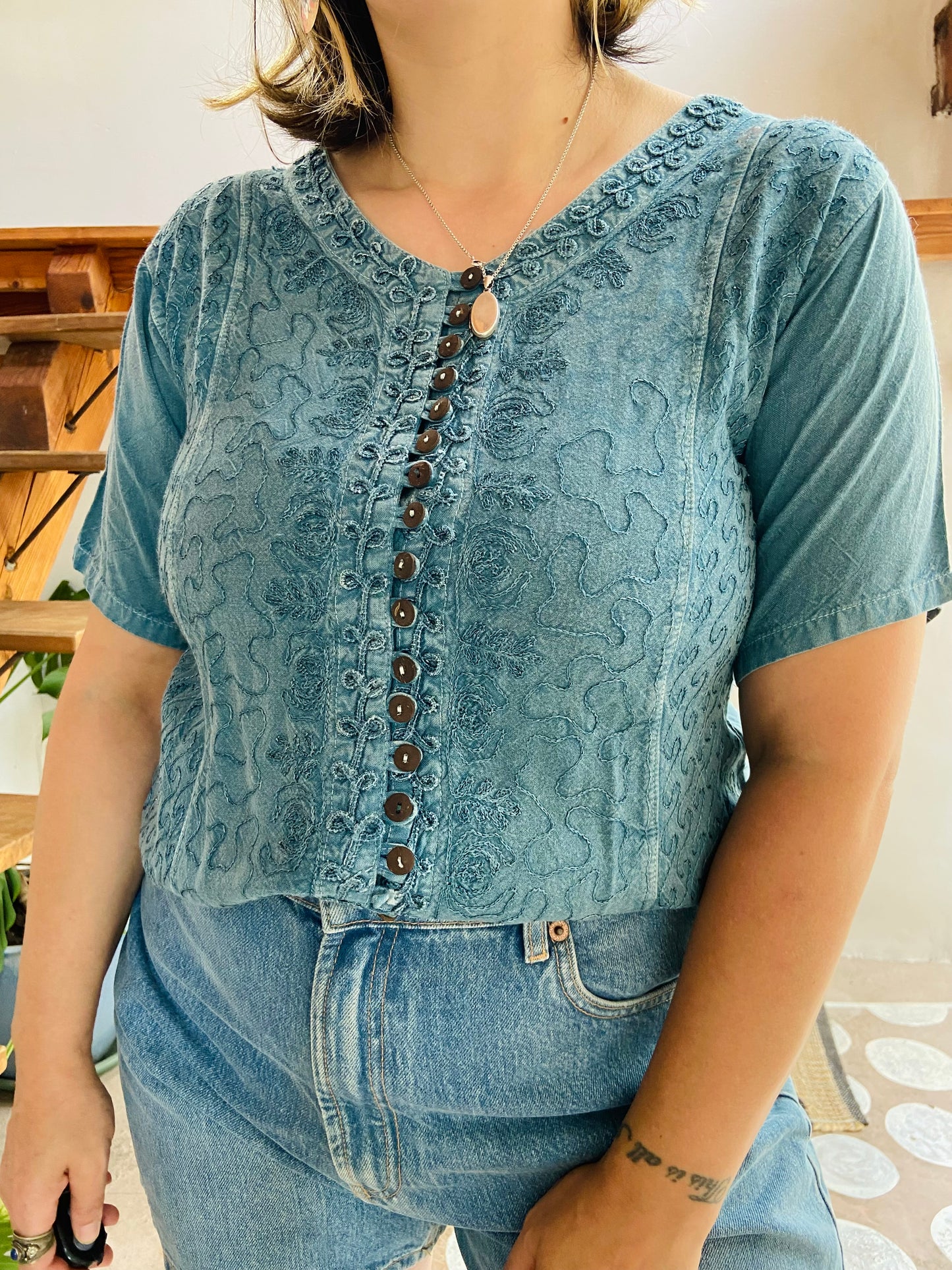 VINTAGE 90’s Blue Embroidered Hippie Short Sleeve Top - S
