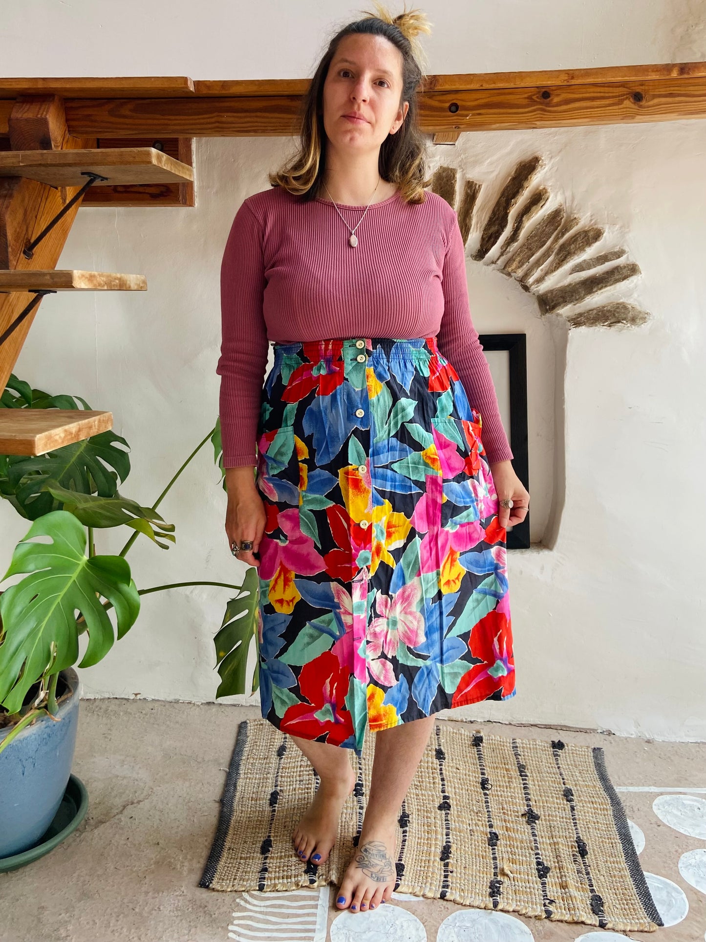VINTAGE 90's Bright Floral Midi Skirt - M