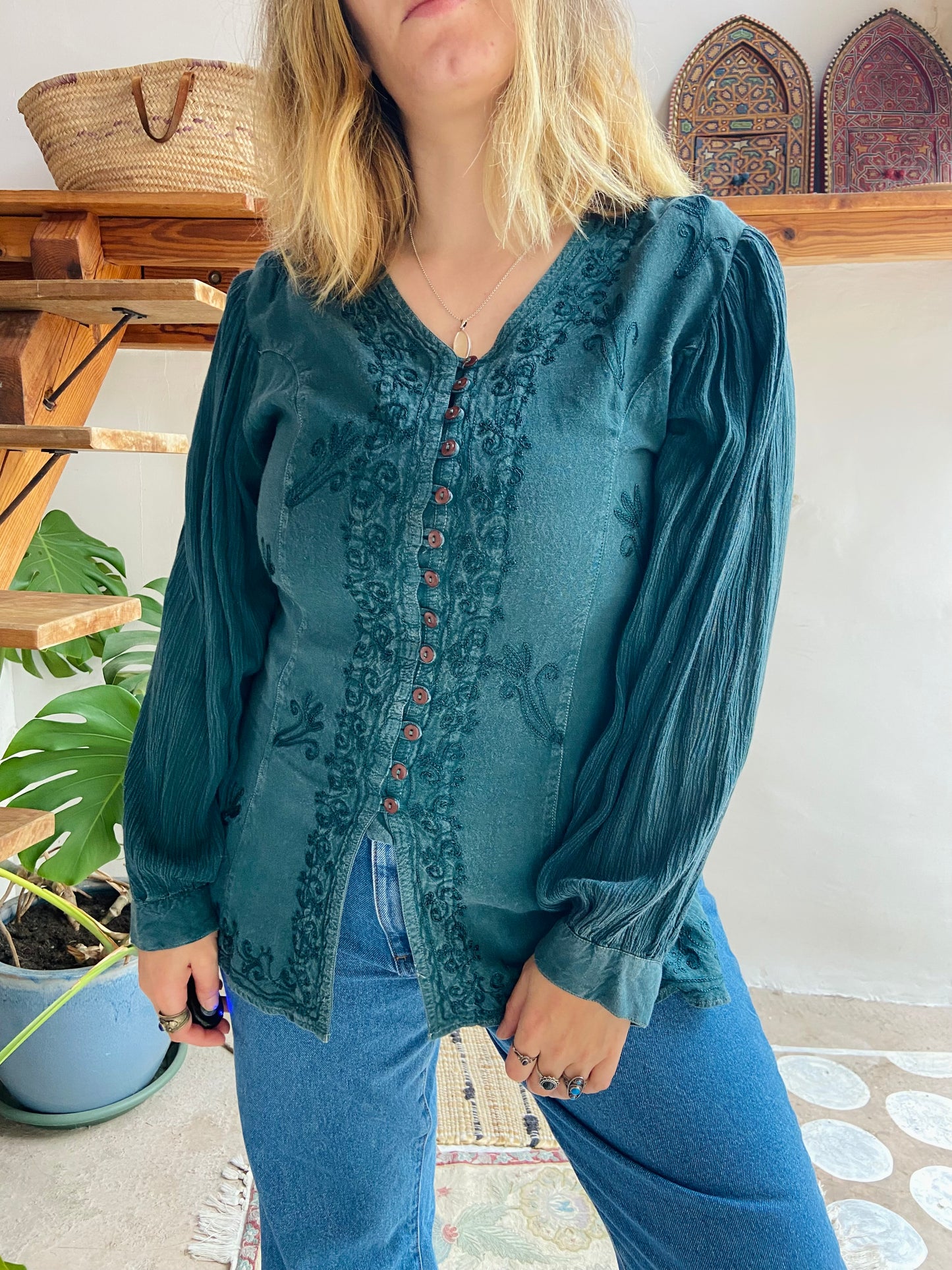 VINTAGE 90’s Emerald Embroidered Long Sleeve Bohemian Tunic Top - S/M