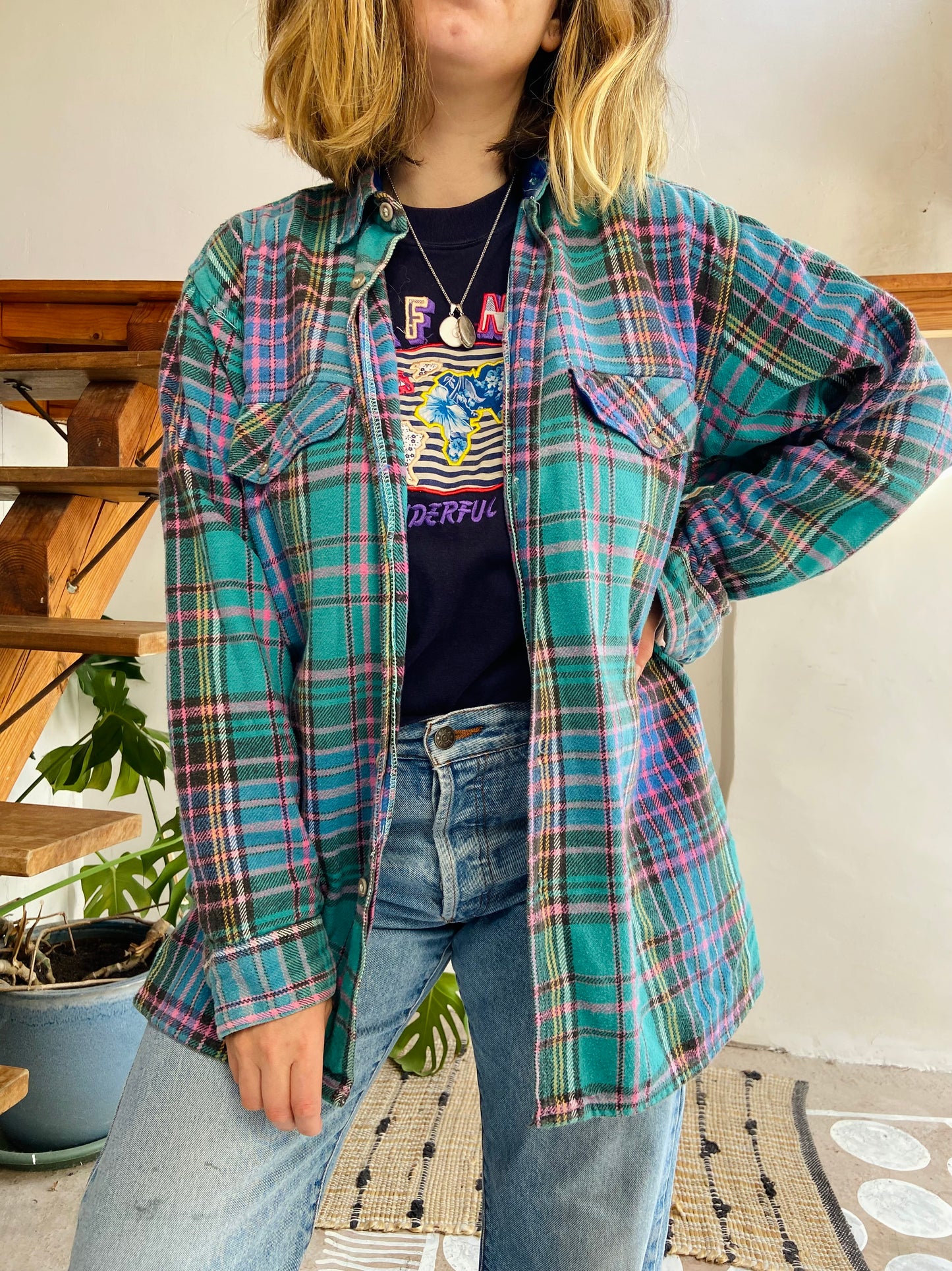 VINTAGE 90’s Checked Blue Flannel Long Sleeve Shirt - L