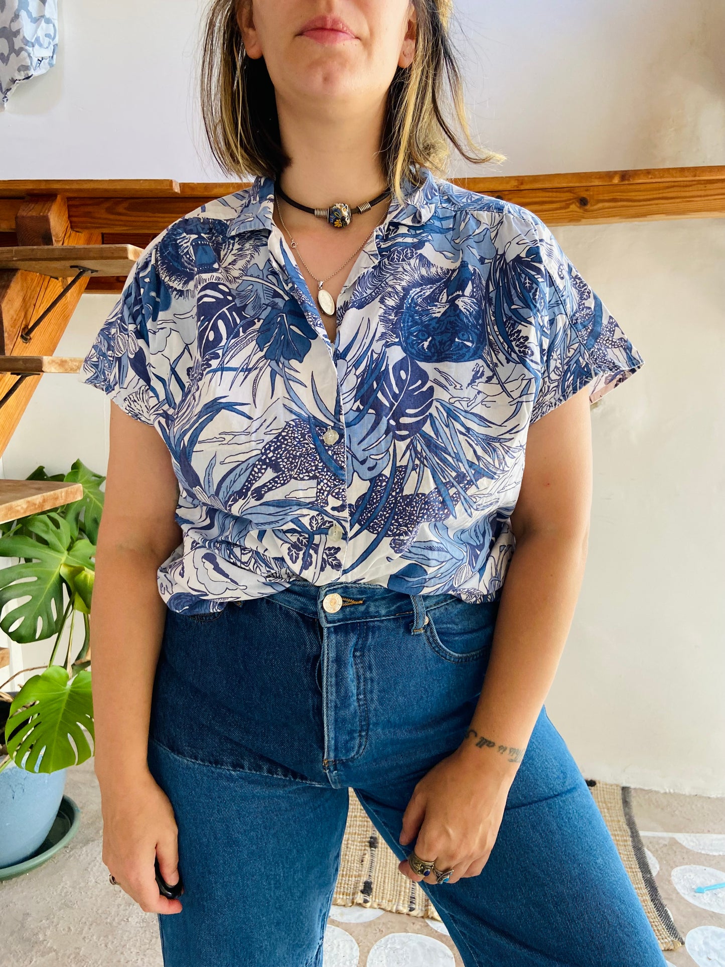 VINTAGE 90's Blue Leaf Print Short Sleeve Shirt - M/L