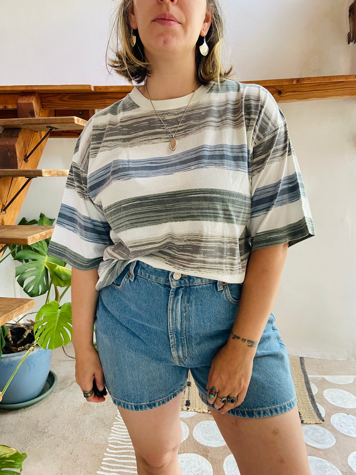 VINTAGE 90’s Stripe Grunge Short Sleeve Tee T-Shirt - L