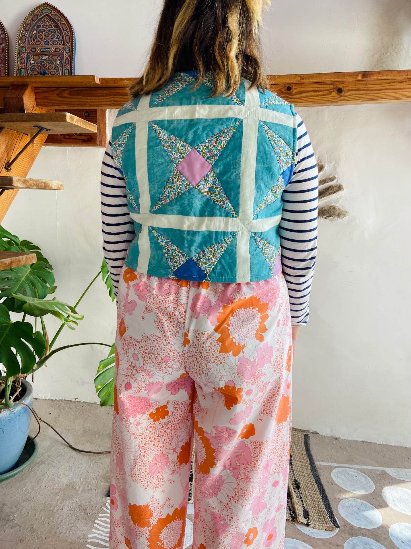 DESERT FOX Patchwork Floral Quilted Sleeveless Waistcoat Gilet - S/M and M/L