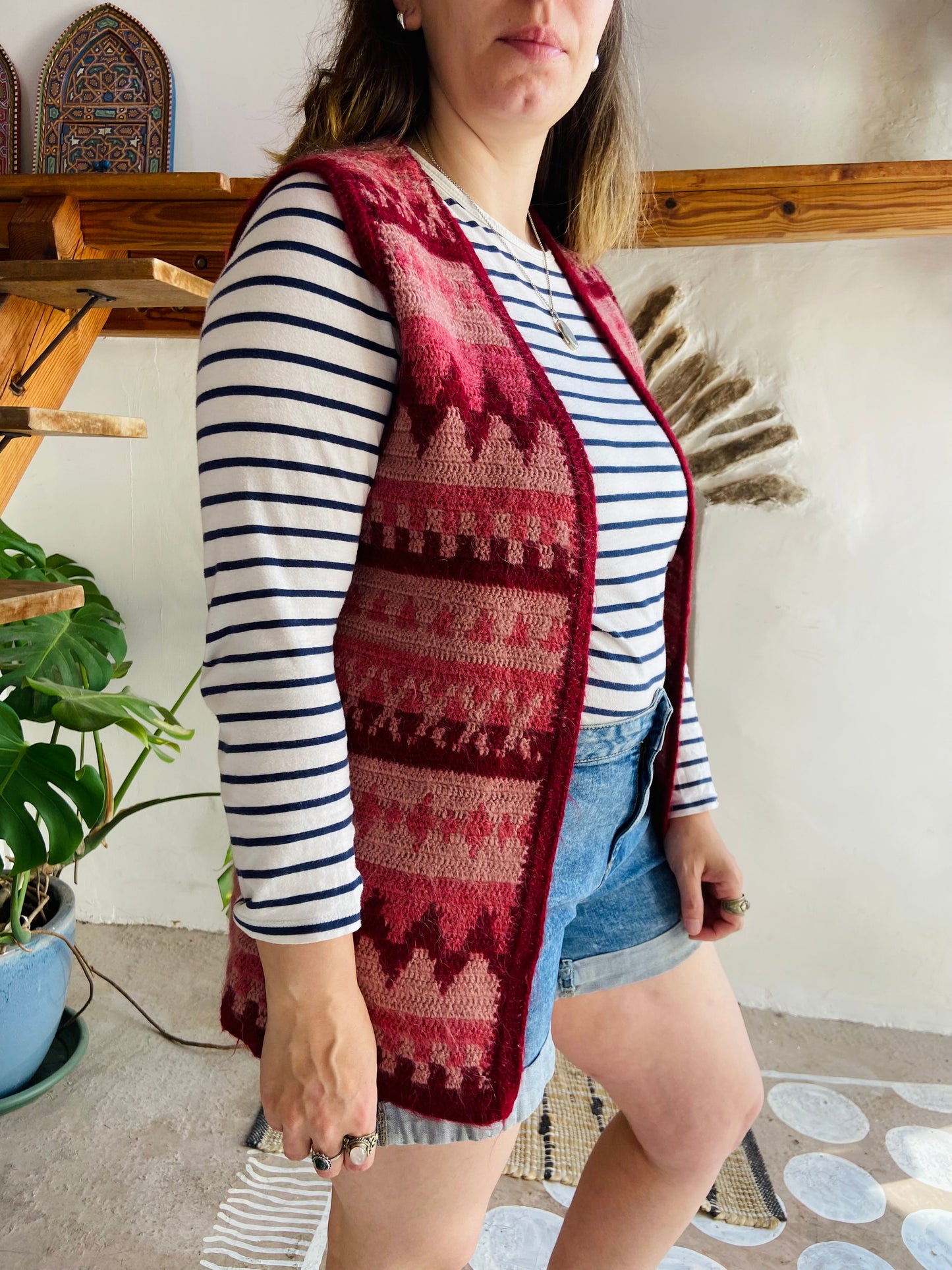 VINTAGE 70's Pink Knitted Waistcoat Gilet - S/M