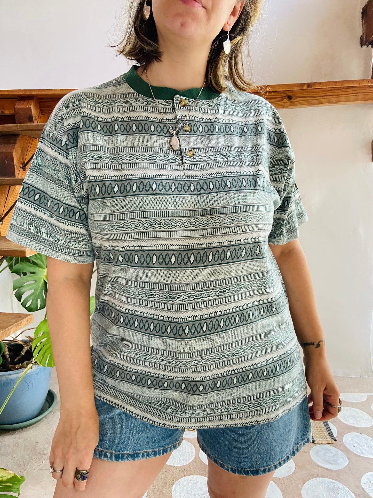 VINTAGE 90’s Green Stripe Loose Tee T-Shirt - M/L