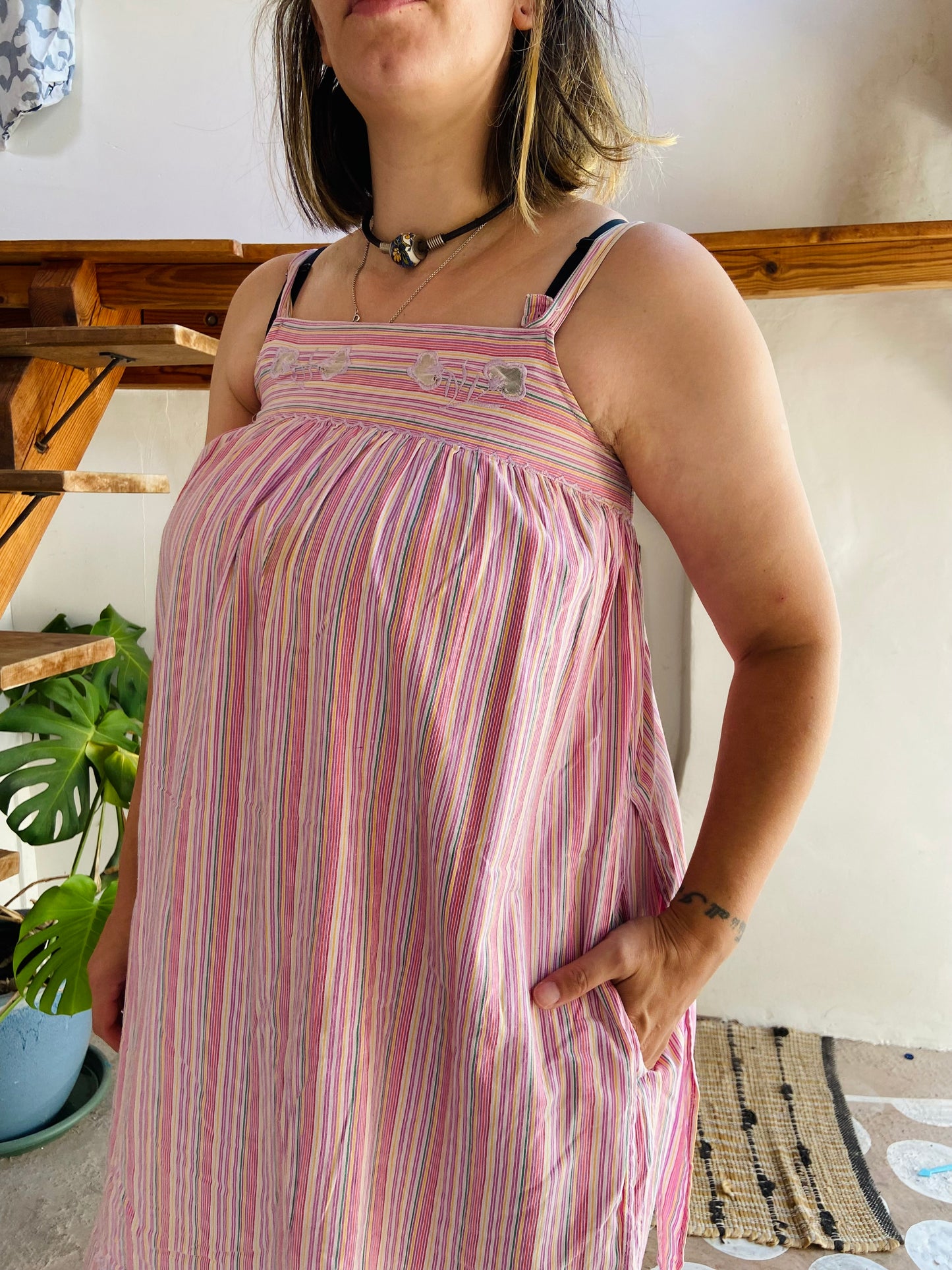 VINTAGE 70's Pinky Stripe Embroidered Midi Dress - S/M