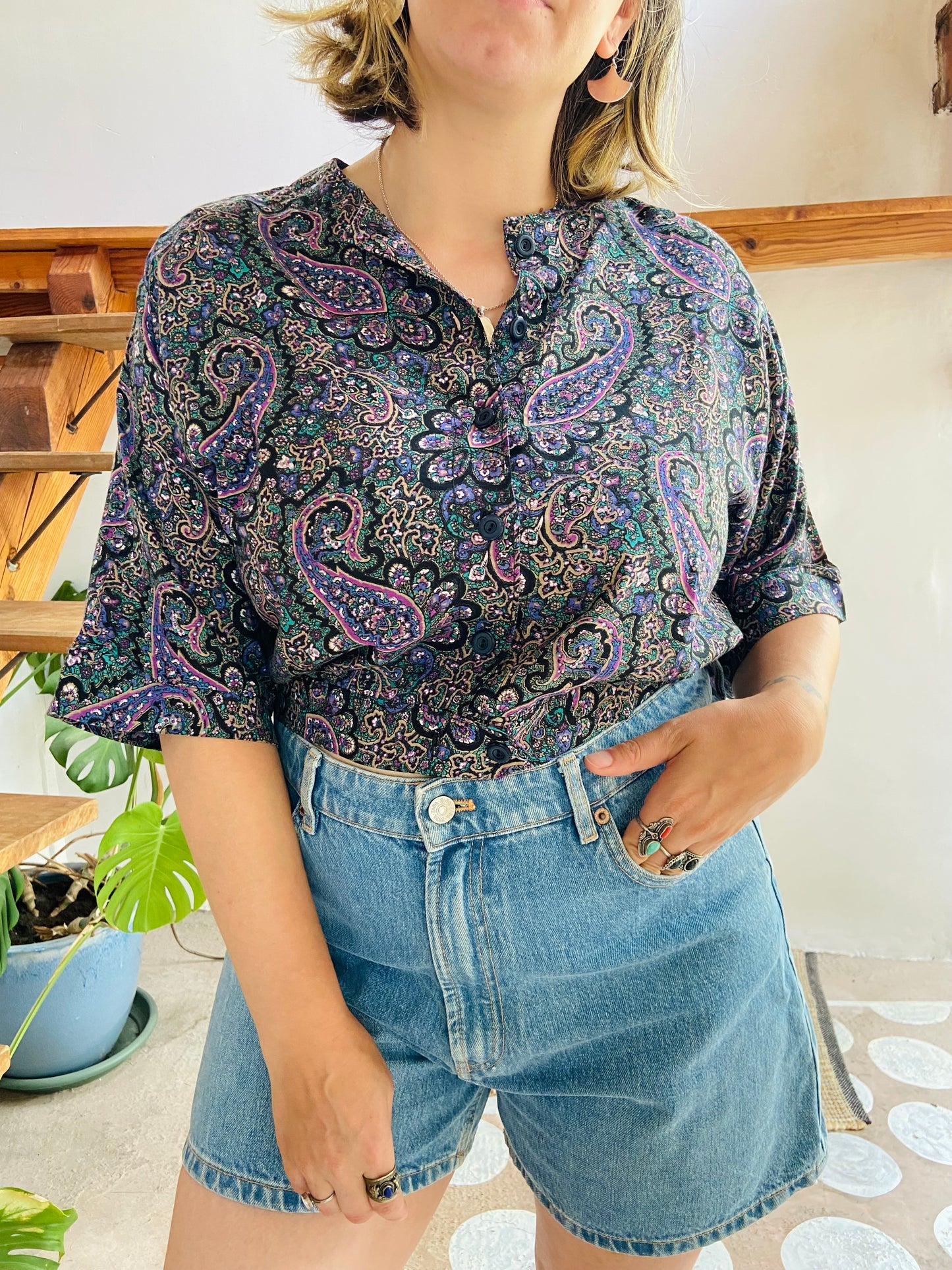 VINTAGE 80’s Blue Paisley Cropped Shirt Top - M/L