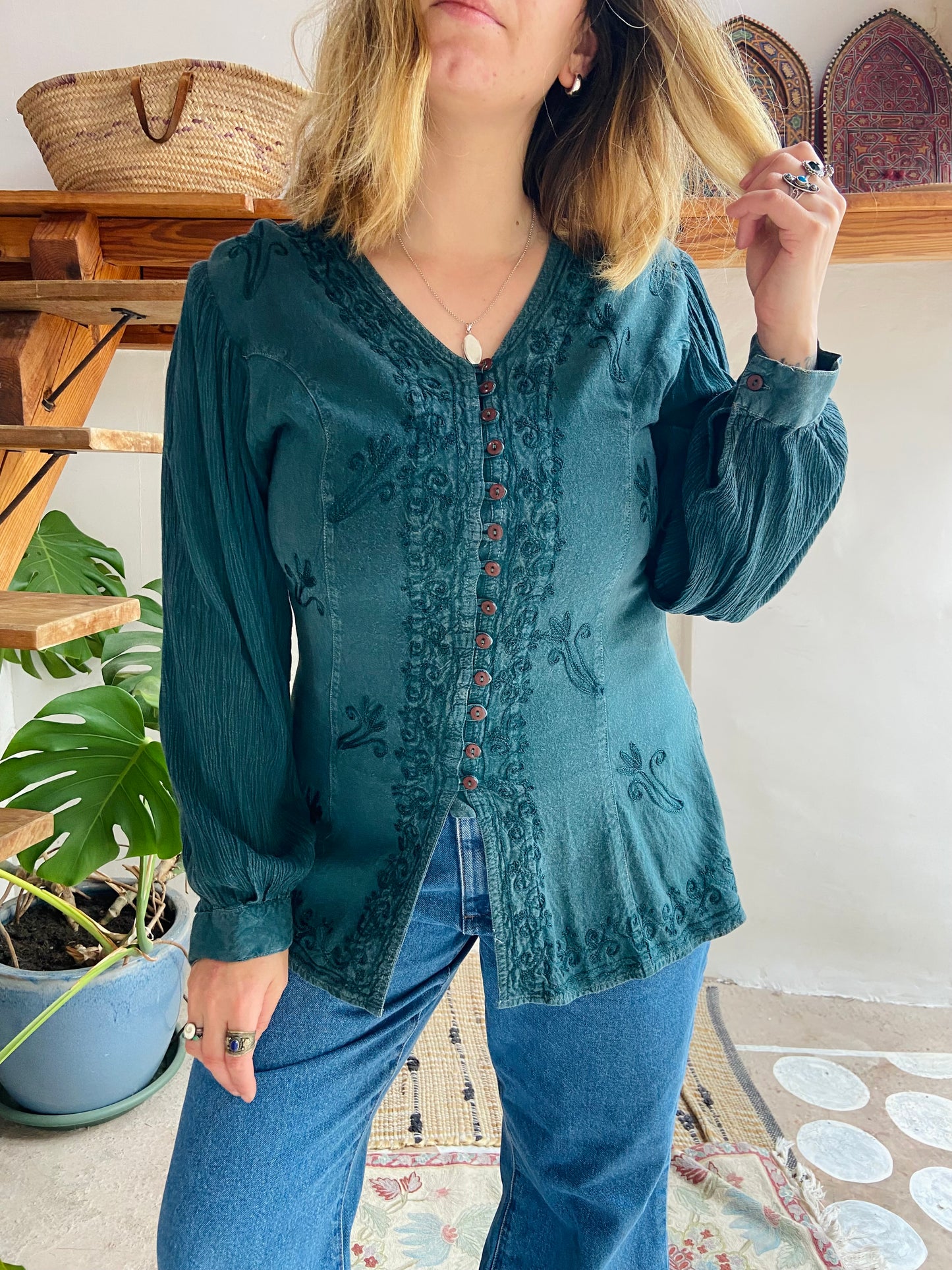 VINTAGE 90’s Emerald Embroidered Long Sleeve Bohemian Tunic Top - S/M