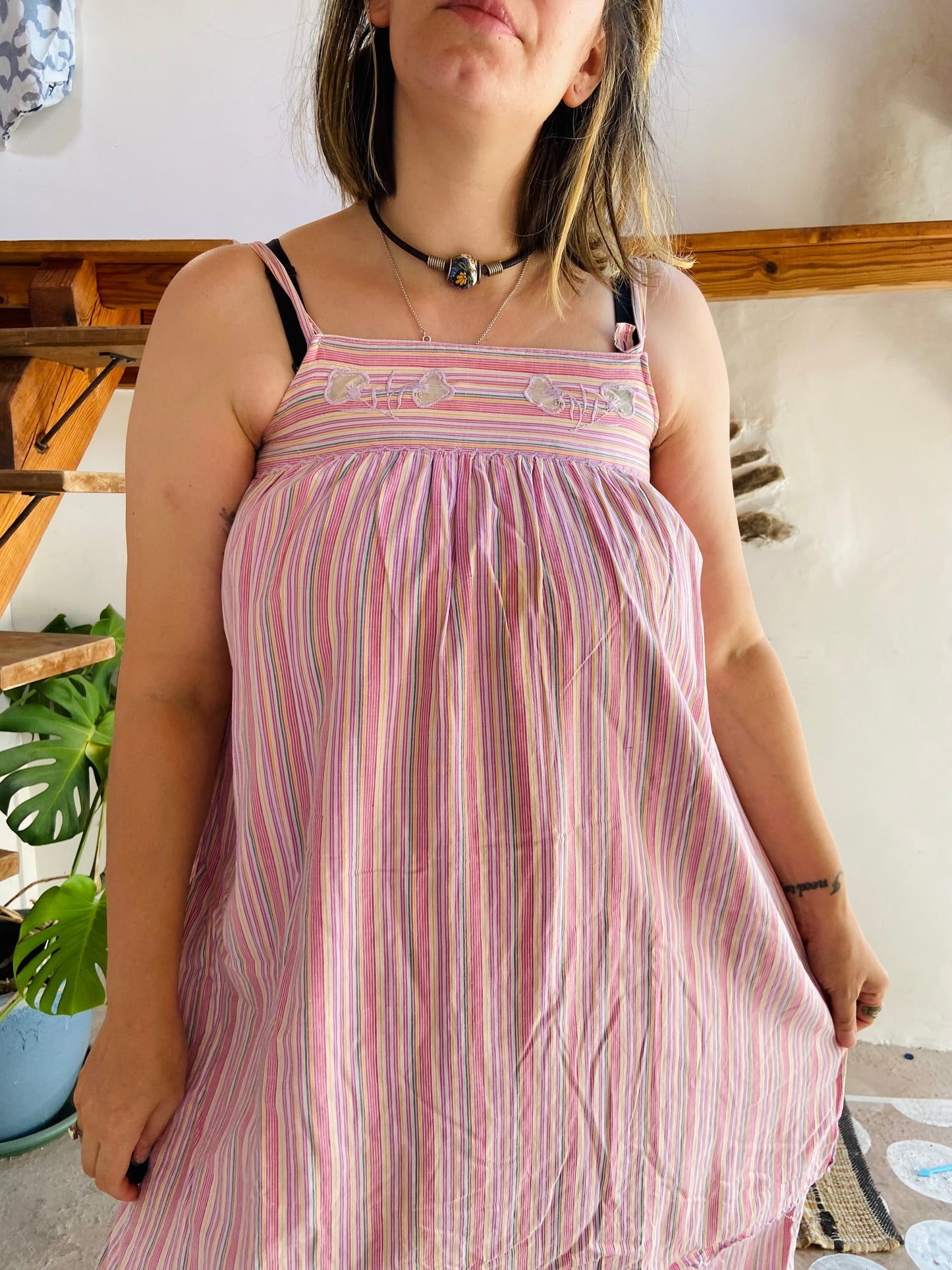 VINTAGE 70's Pinky Stripe Embroidered Midi Dress - S/M