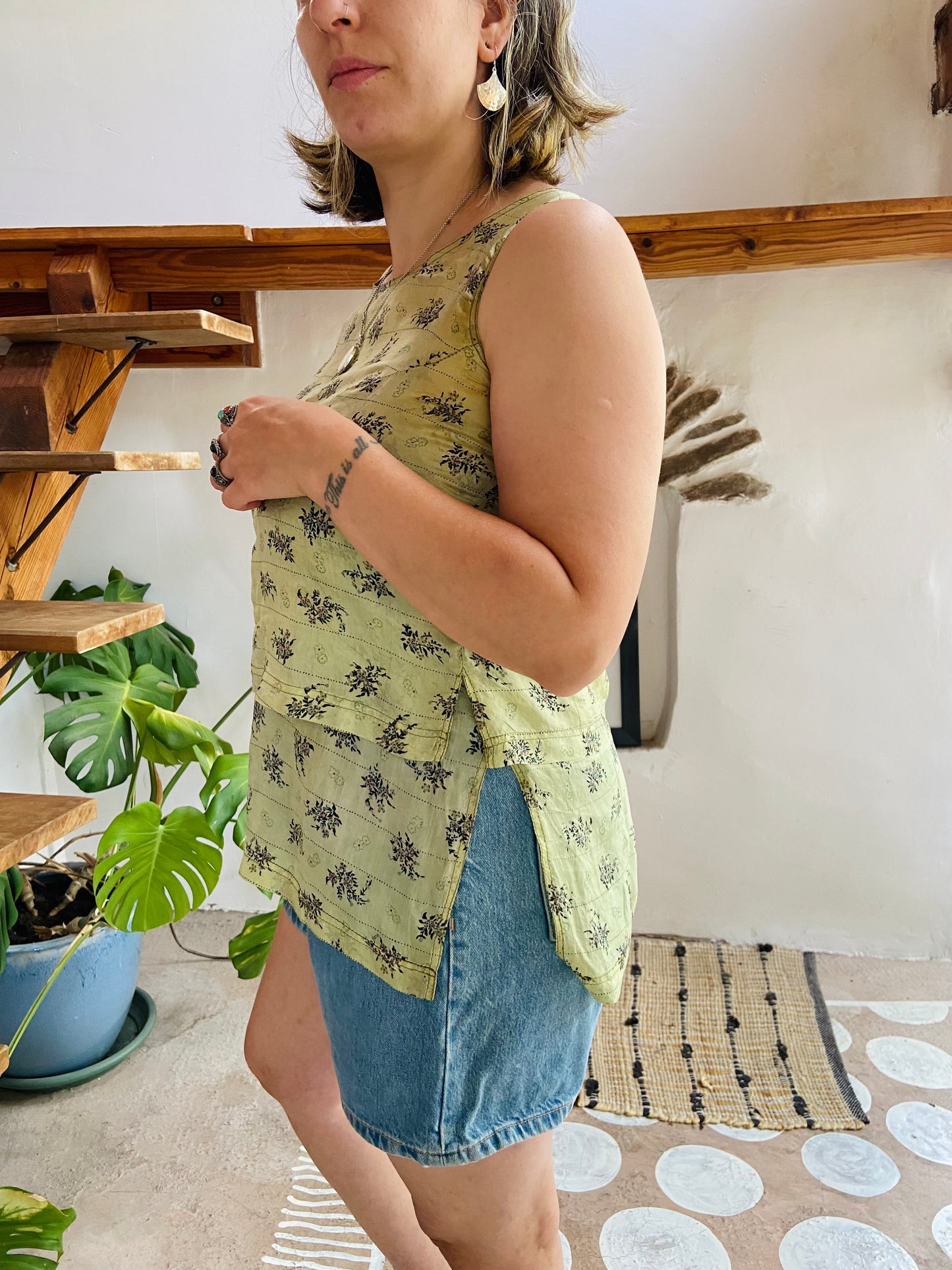 VINTAGE 90’s Hippie Silk Green Floral Tank Top - S