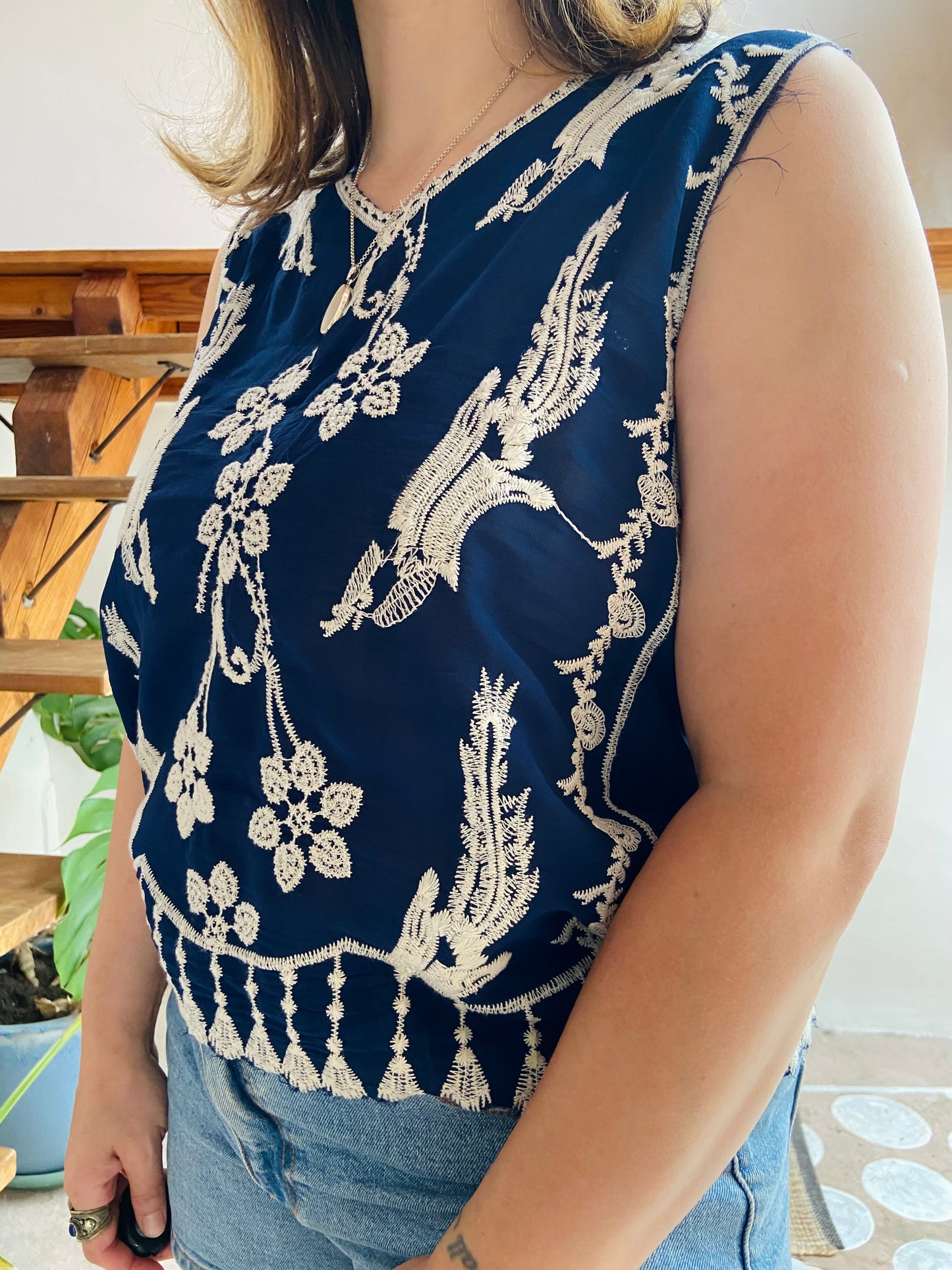 VINTAGE 90's Blue Embroidered Loose Tank Top - M/L
