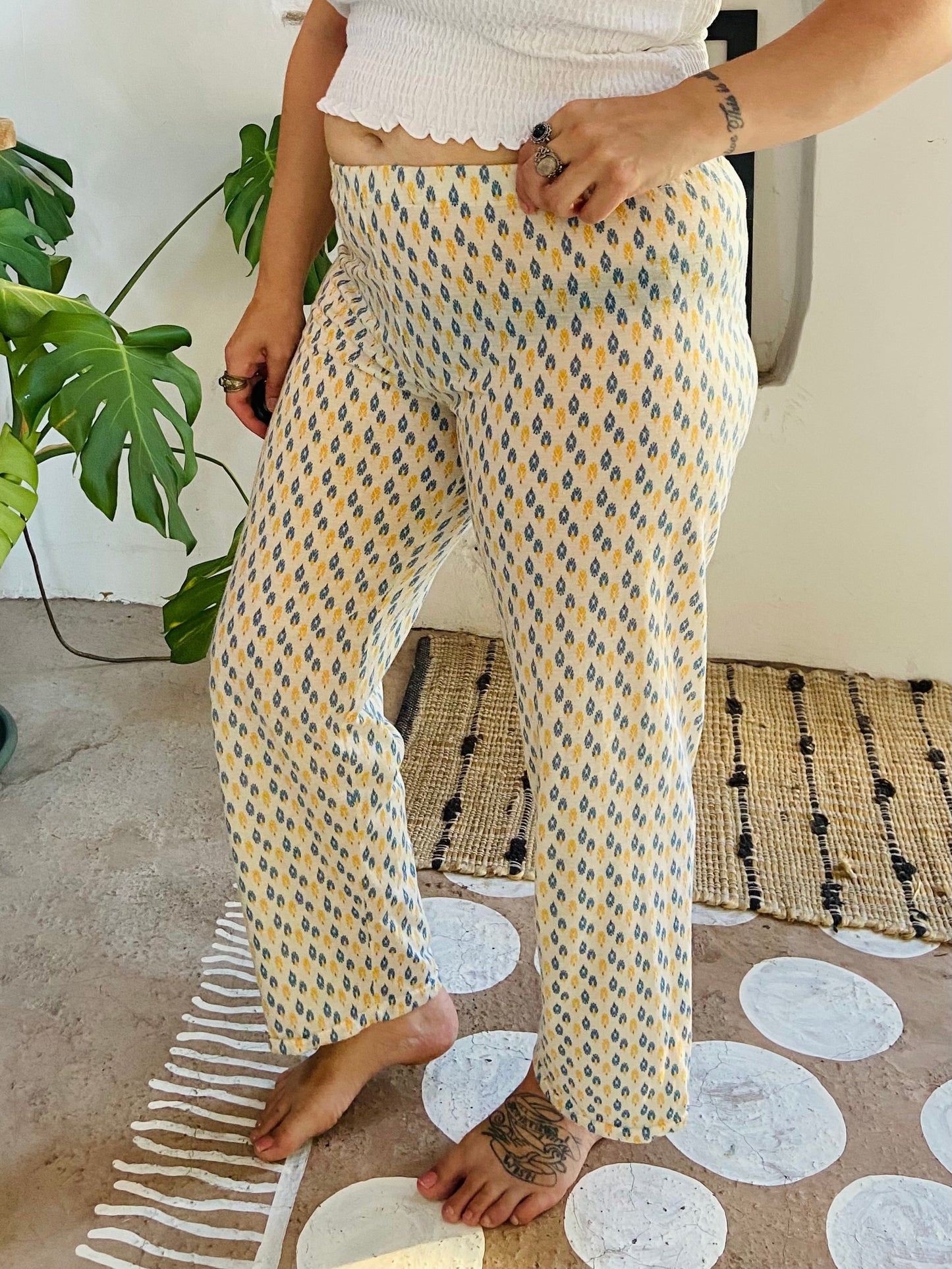 VINTAGE 90's Blue & Yellow Bohemian Print Trousers - S/M