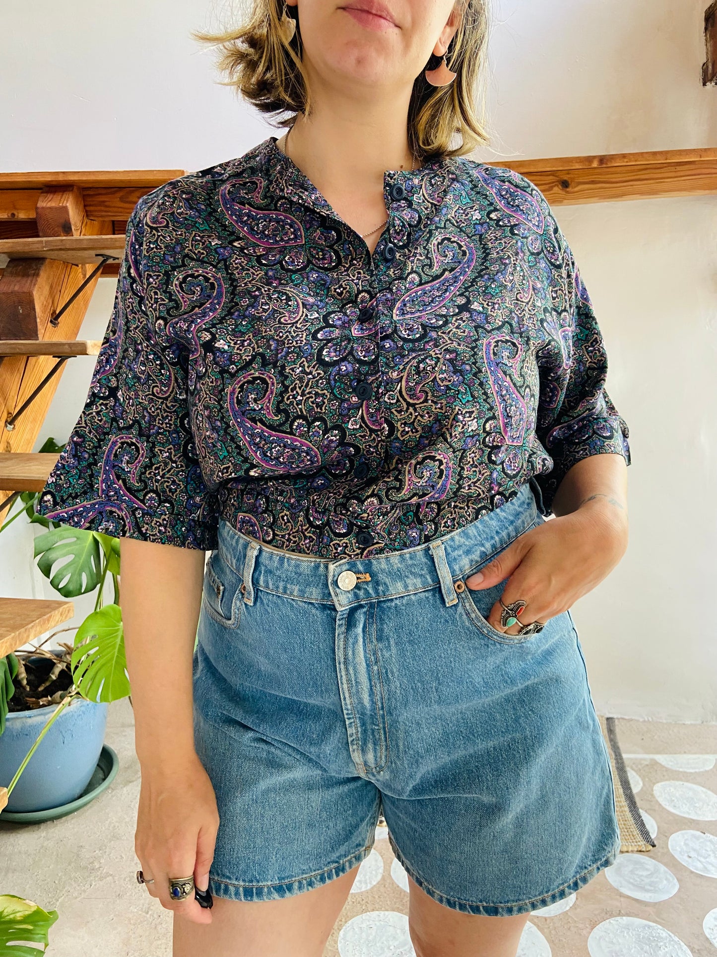 VINTAGE 80’s Blue Paisley Cropped Shirt Top - M/L