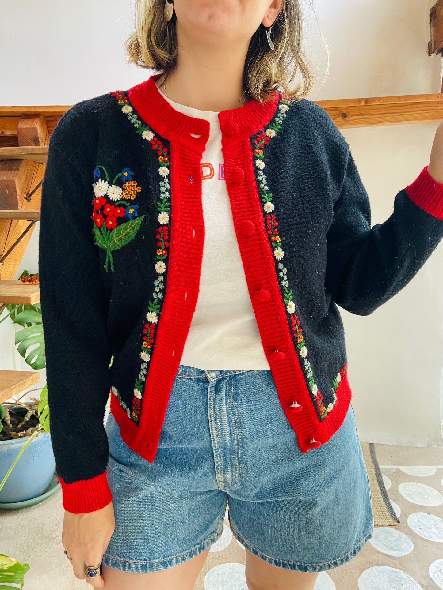 VINTAGE 70’s Floral Embroidered Knit Cardigan - S/M