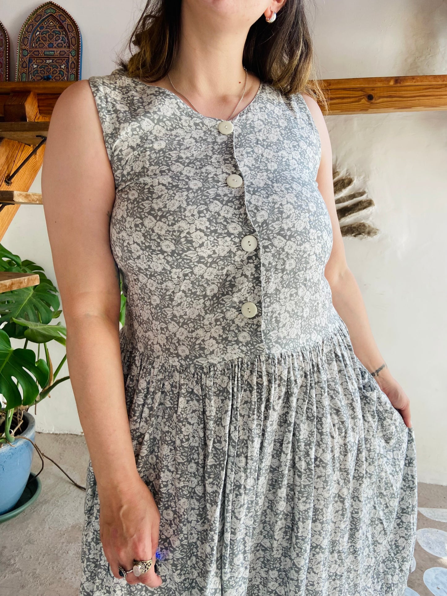 VINTAGE 90's Grey Floral Midi Dress - S/M