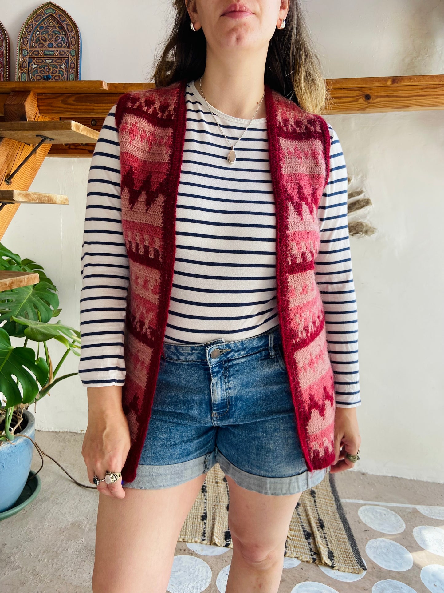 VINTAGE 70's Pink Knitted Waistcoat Gilet - S/M