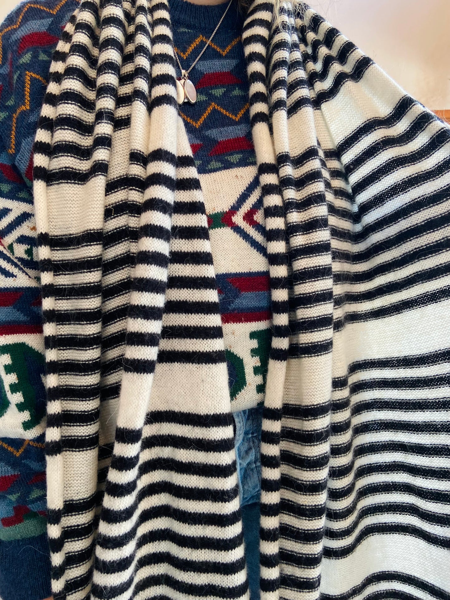 VINTAGE Black & White Stripe Long Scarf - ONE SIZE