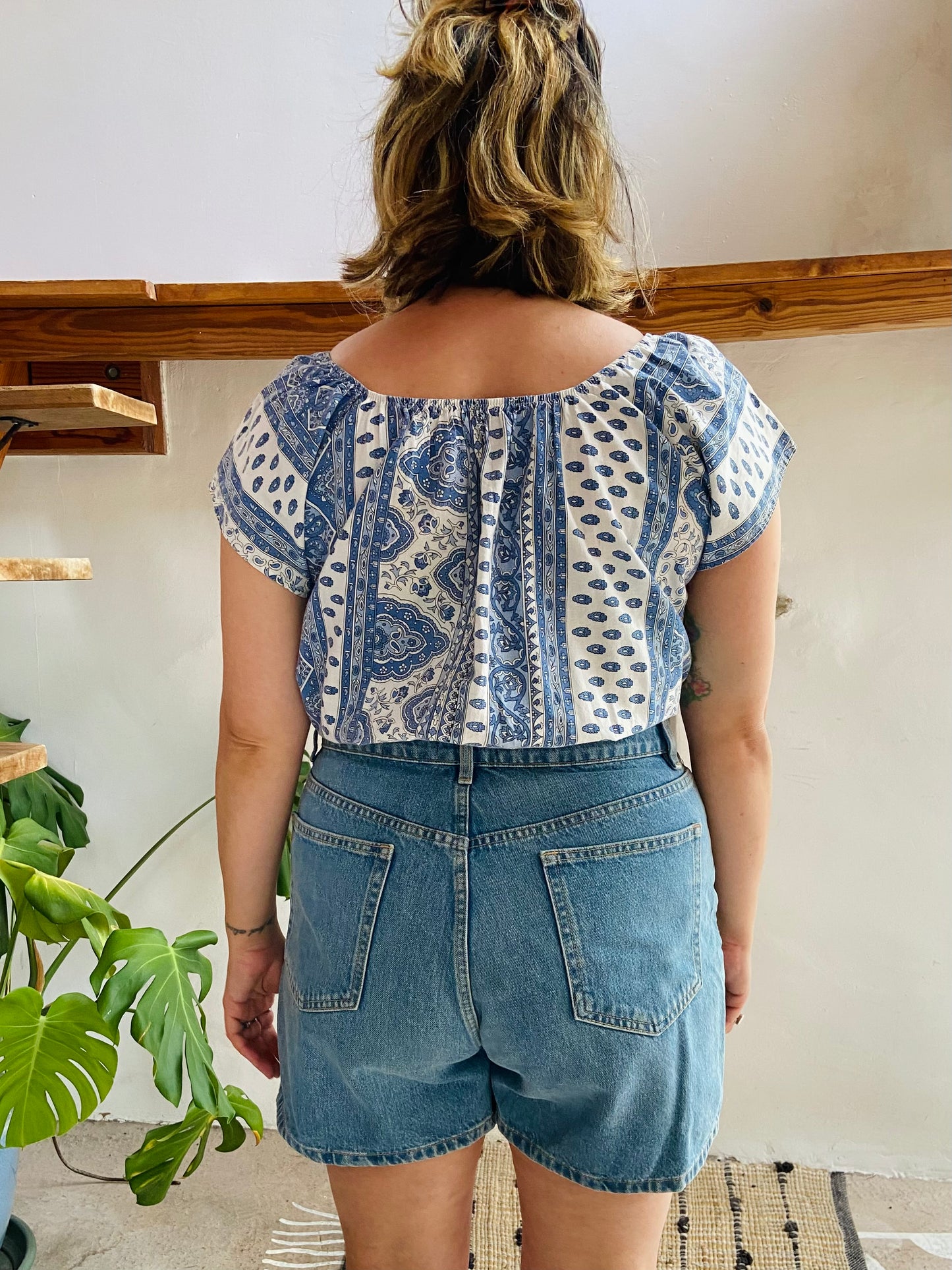 VINTAGE 90’s Provençal Blue Printed Off The Shoulder Top - M/L