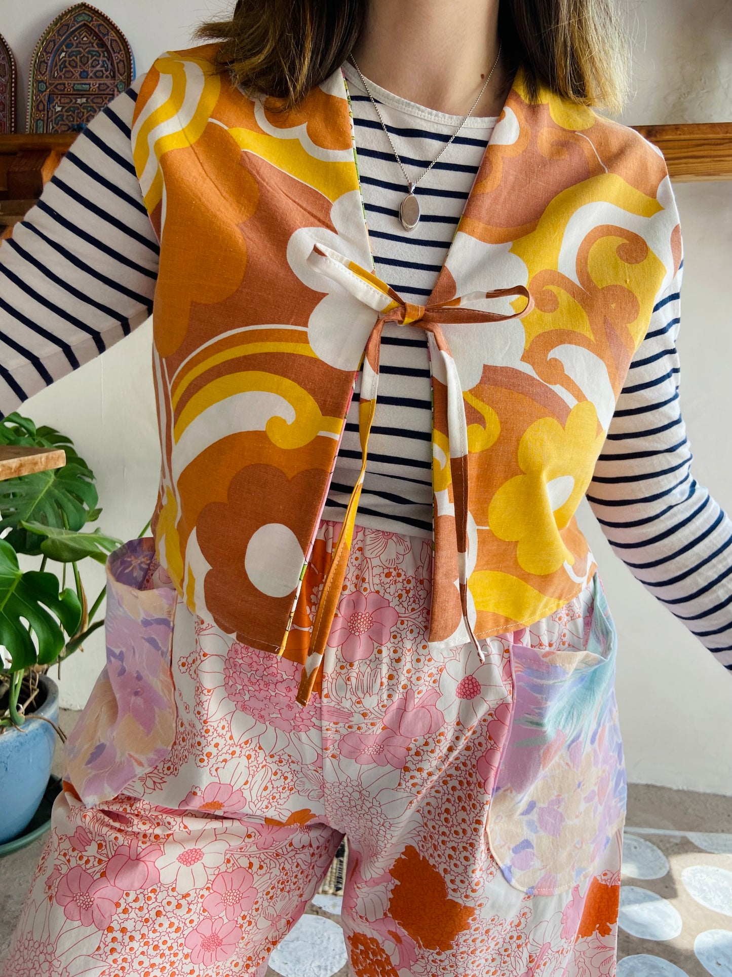 DESERT FOX 70's Orange & Pink Floral Reversible Waistcoat - S/M