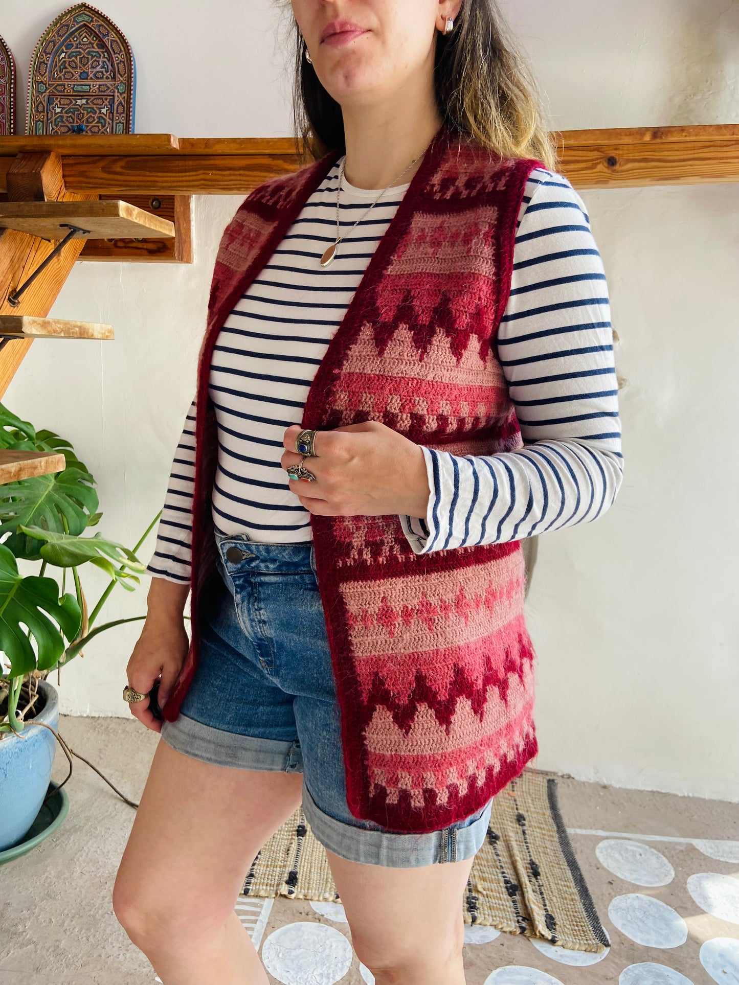 VINTAGE 70's Pink Knitted Waistcoat Gilet - S/M