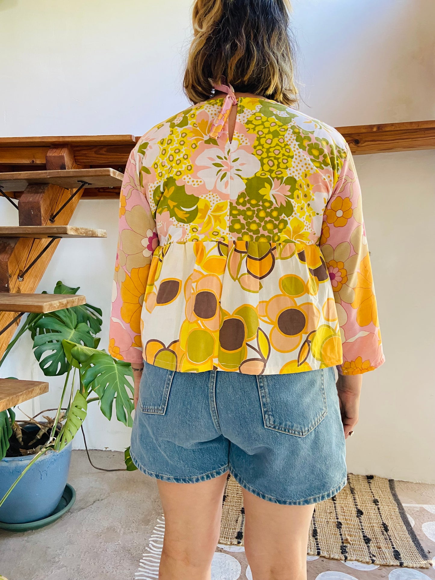 DESERT FOX Patchwork 70's Orange & Pink Floral Ruffle Top - S/M