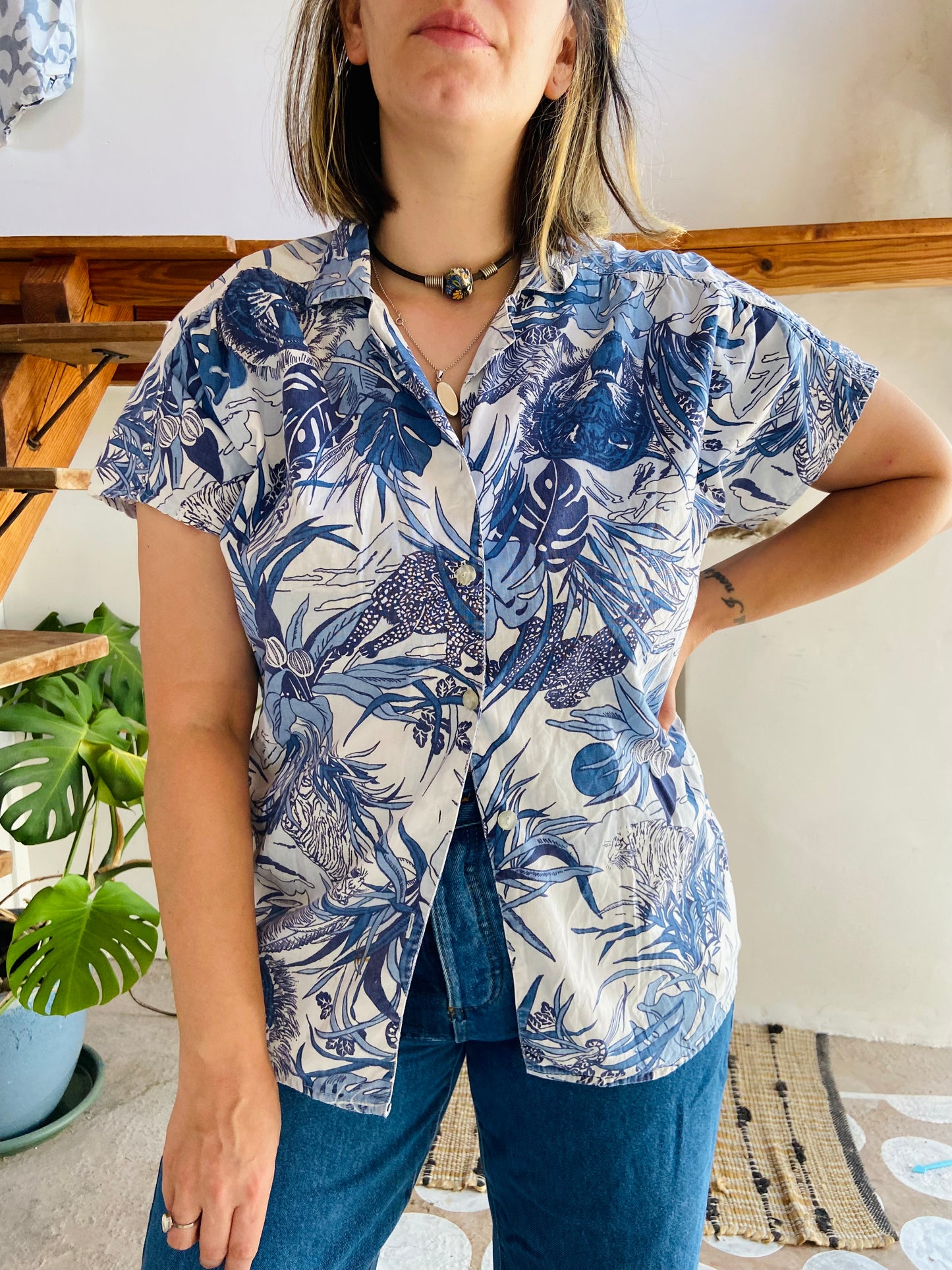 VINTAGE 90's Blue Leaf Print Short Sleeve Shirt - M/L