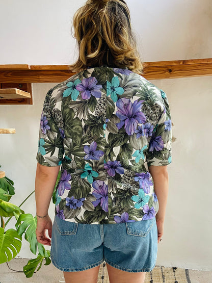 VINTAGE 80’s Blue & Purple Floral Short Sleeve Top - S/M