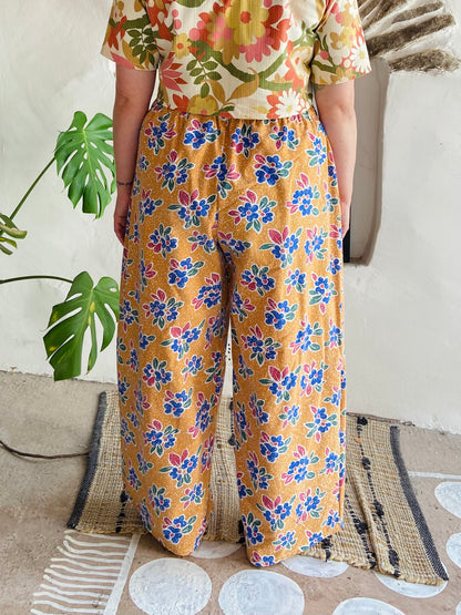 DESERT FOX Orange Floral Print Wide Leg Trousers - M/L
