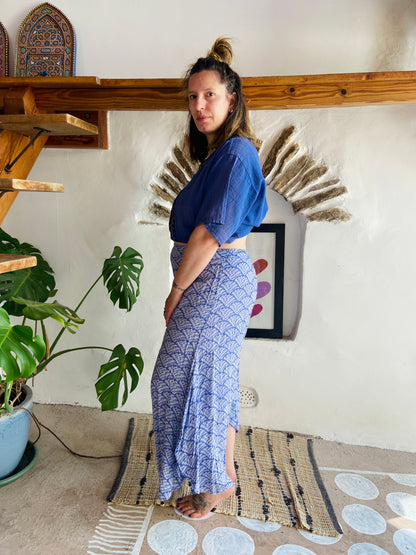 VINTAGE 90's Loose Blue Patterned Wide Leg Trousers - M/L