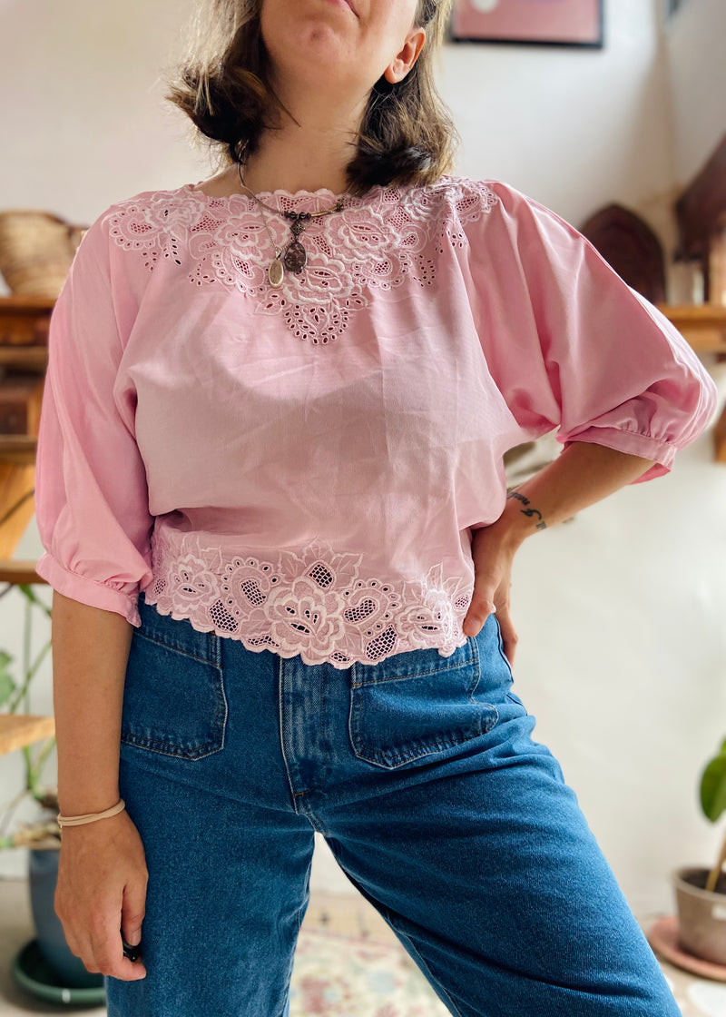 VINTAGE 80’s Pink Embroidered Cropped Loose Top - S/M