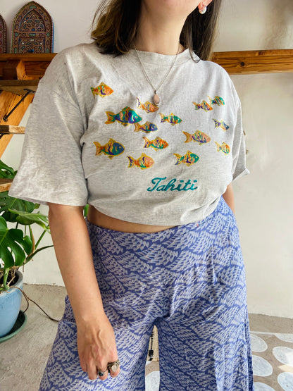 VINTAGE 90's Grey Tahiti Fish Oversized Tee - M/L