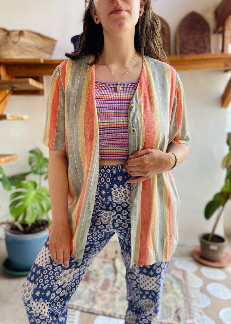 VINTAGE 90’s Stripe Button Up Blouse - S/M