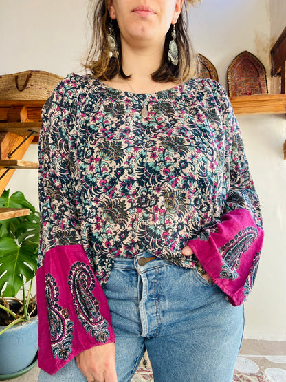 VINTAGE 00’s Paisley Wide Bell Sleeeve Cotton Paisley Tunic Top - L/XL
