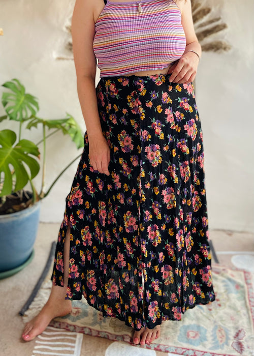 VINTAGE 90’s Floral Print High Waisted Maxi Skirt - S/M