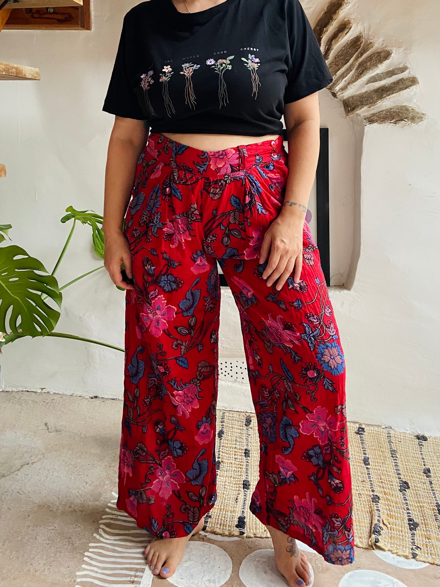 VINTAGE 90's Wide Leg Floral Red Trousers - M/L