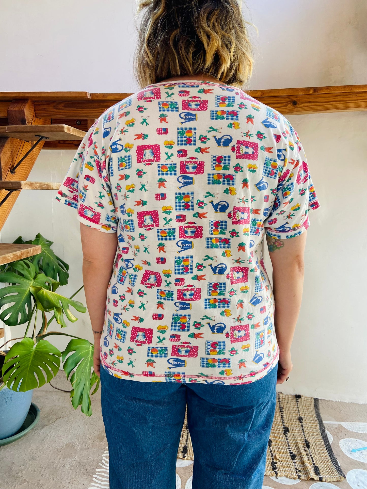 VINTAGE 90's Vegetable Pattern Short Sleeve T-shirt - M