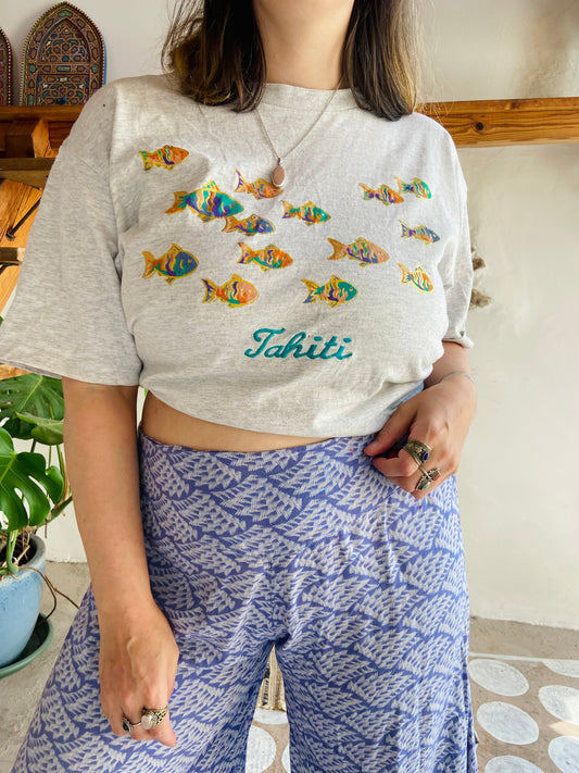 VINTAGE 90's Grey Tahiti Fish Oversized Tee - M/L
