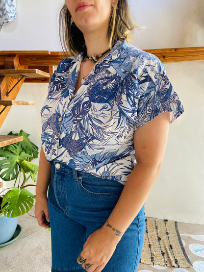 VINTAGE 90's Blue Leaf Print Short Sleeve Shirt - M/L