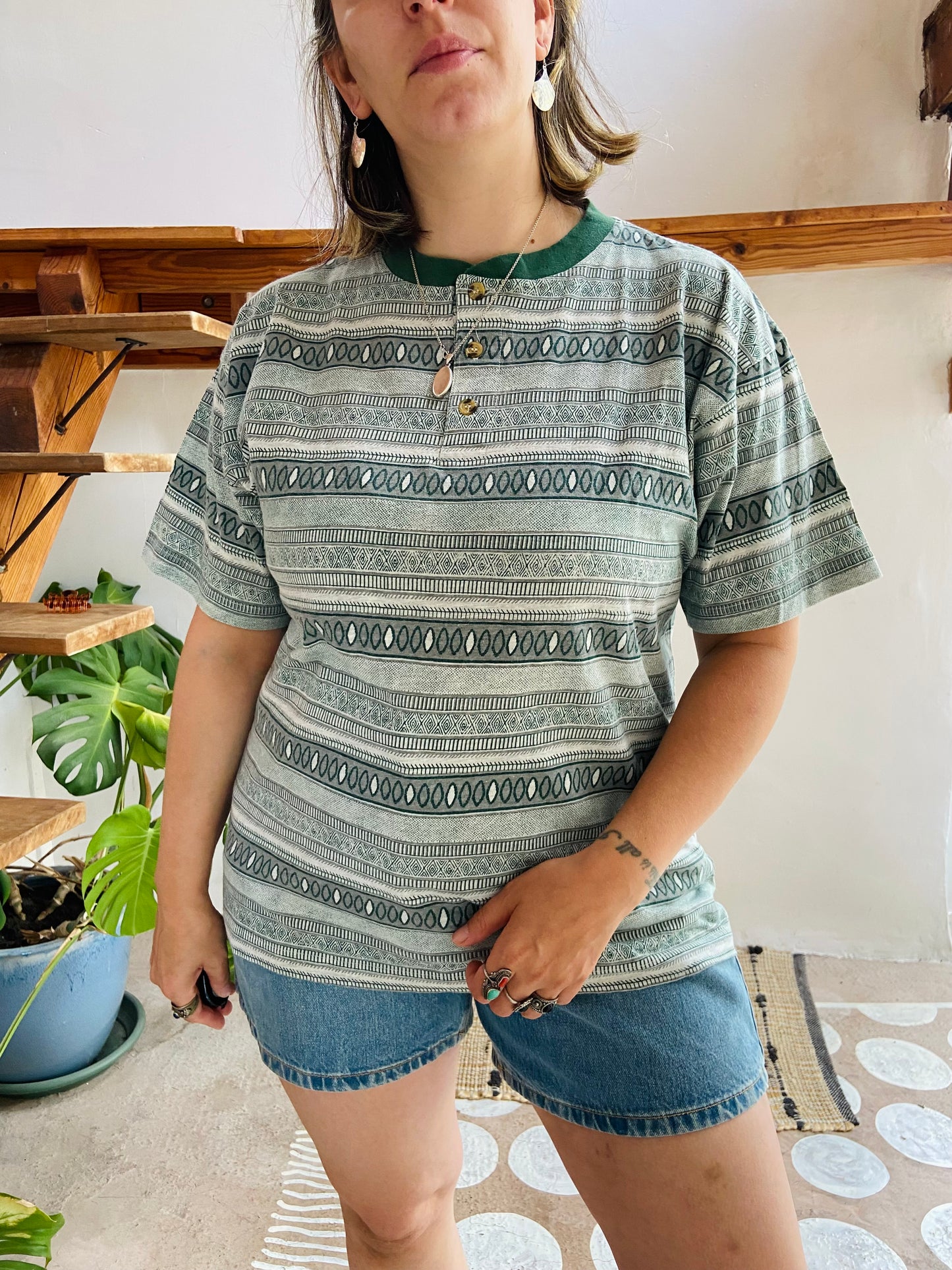 VINTAGE 90’s Green Stripe Loose Tee T-Shirt - M/L