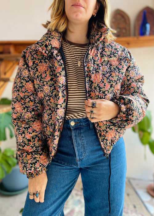 VINTAGE 90's Floral Paisley Pattern Cropped Puffa Jacket - S/M