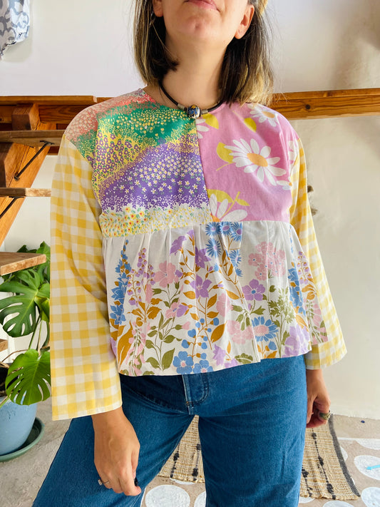 DESERT FOX Patchwork Floral Meadow Ruffle Top - M/L