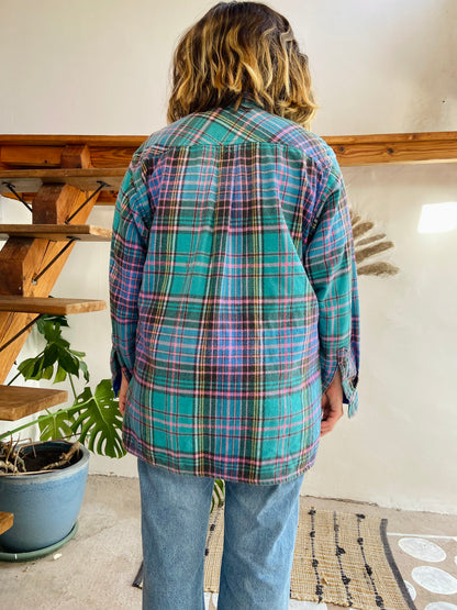 VINTAGE 90’s Checked Blue Flannel Long Sleeve Shirt - L