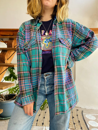 VINTAGE 90’s Checked Blue Flannel Long Sleeve Shirt - L