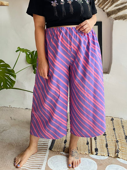 DESERT FOX Purple Chevron Stripe Wide Leg Trousers - M/L
