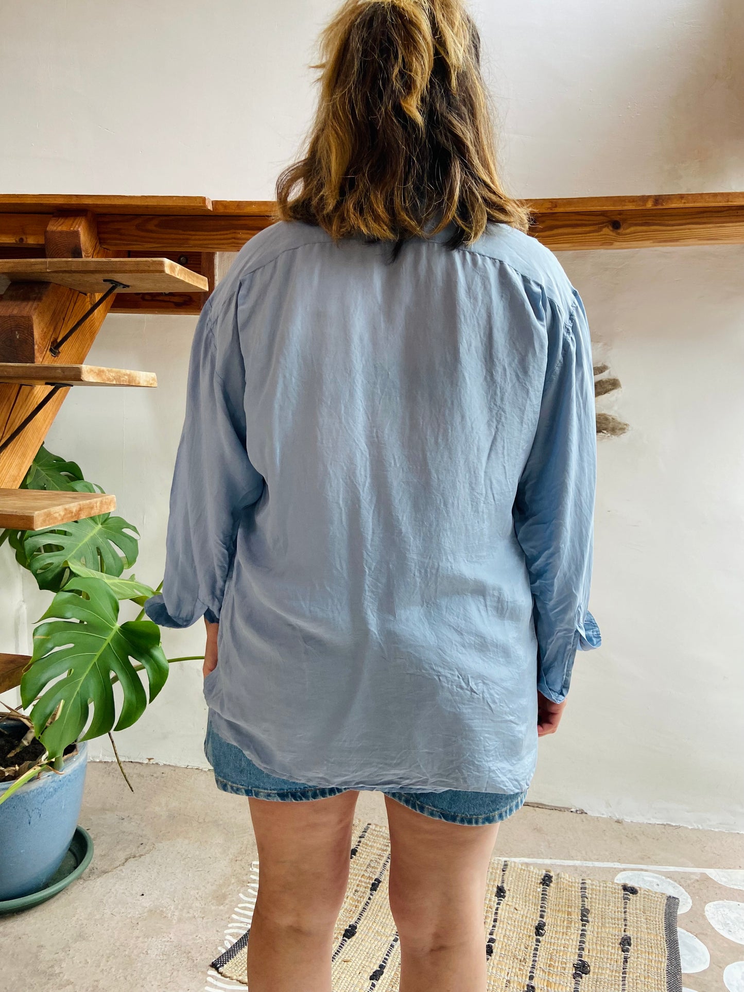 VINTAGE Pretty Blue Silk Long Sleeve Shirt - M/L