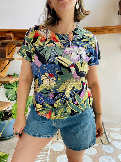 VINTAGE 80’s Toucan Tropical Bird Print Top - S/M