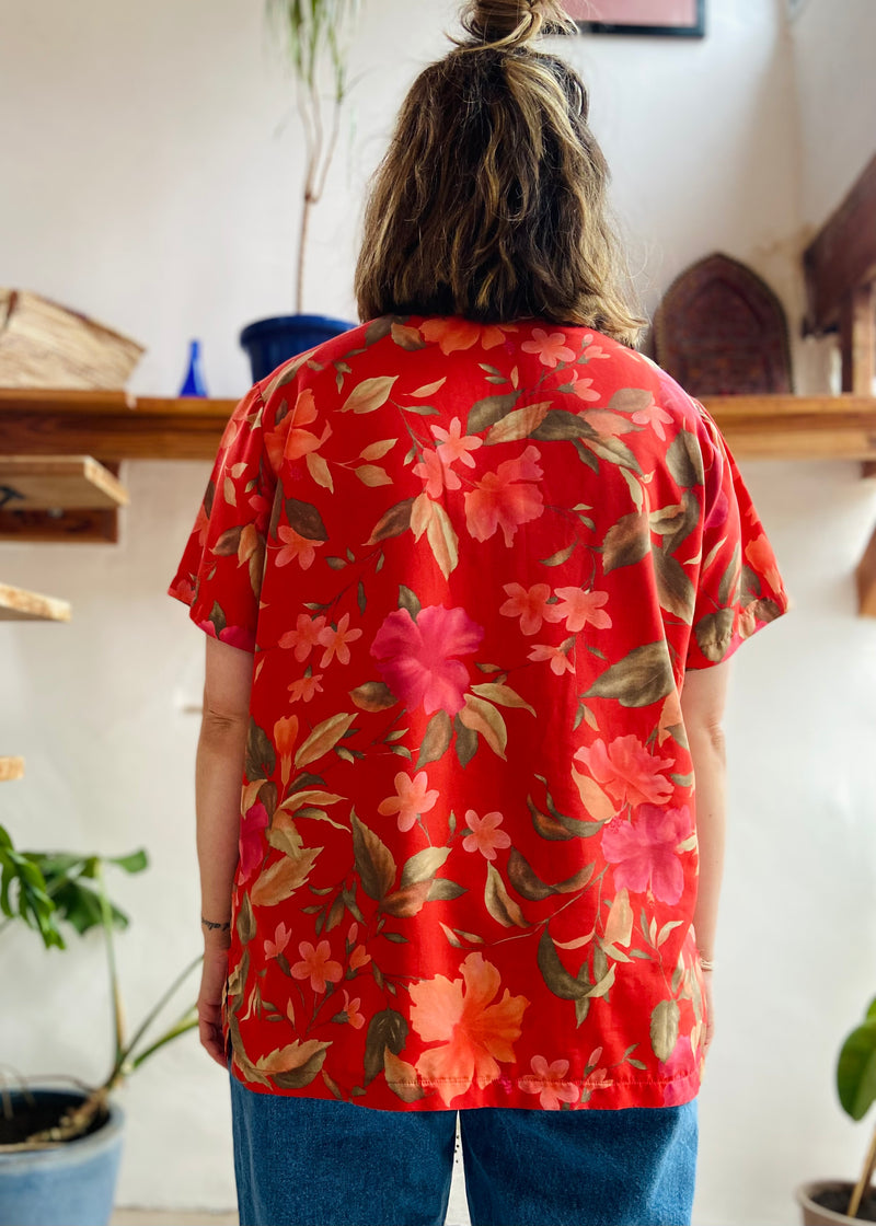 VINTAGE 90’s Red Floral Print Shirt - L